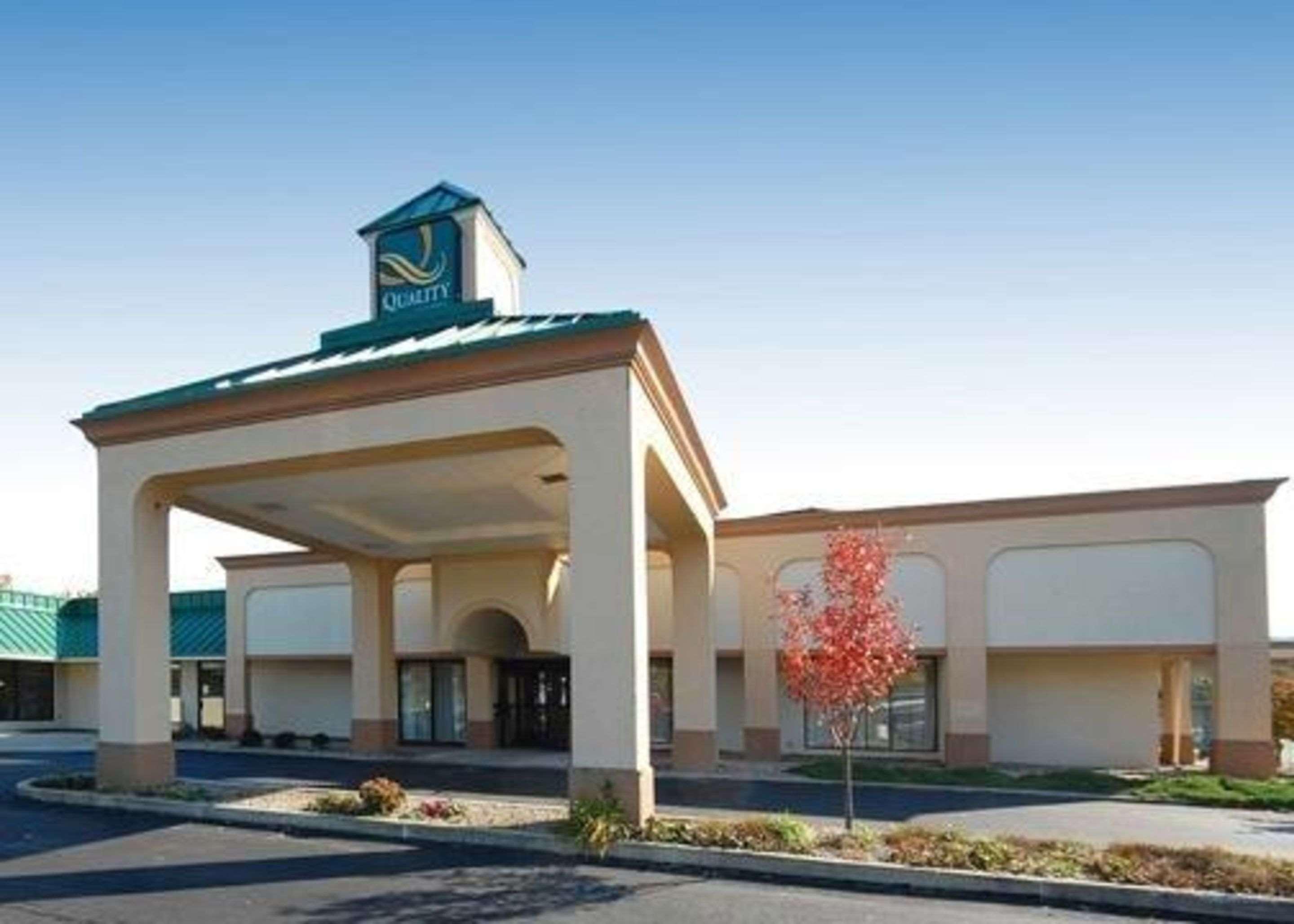 Quality Inn & Suites Danville Exterior photo